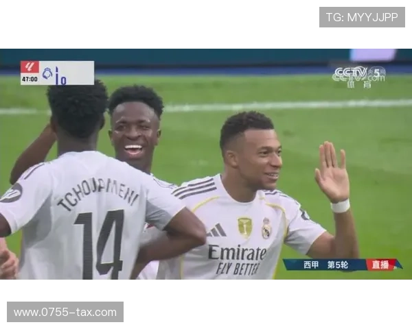 维尼修斯点球让姆巴佩错失帽子戏法他选择沉默应对争议