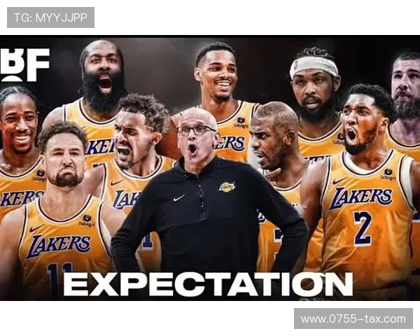 雷迪克称赞里夫斯范德比尔特科洛克和RJ戴维斯今日精彩表现引发关注 雷迪克称赞里夫斯范德比尔特科洛克和RJ戴维斯今日精彩表现引发关注